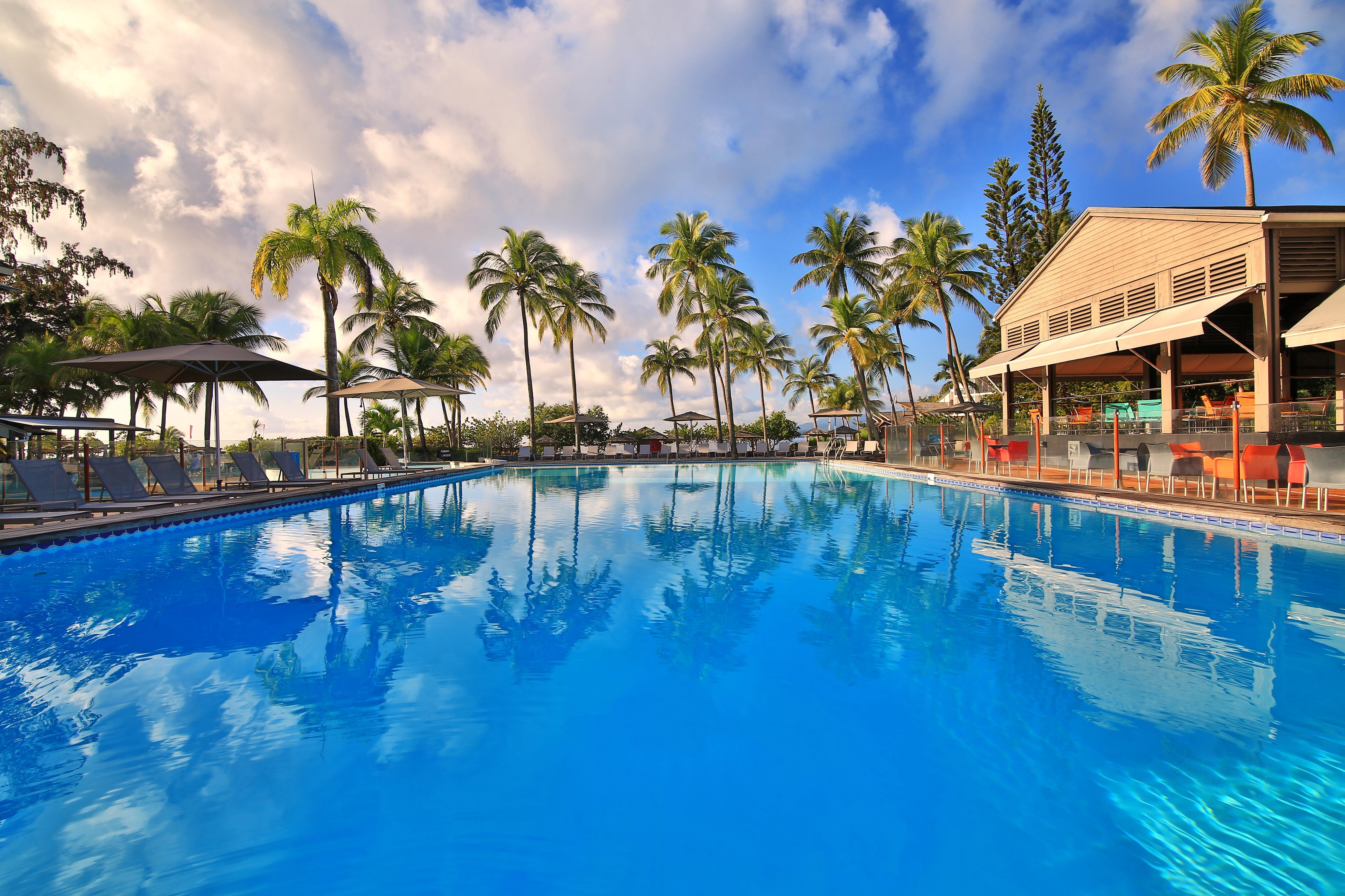 Mahogany Hotel Residence & Spa เลอโกซิเยร์ ภายนอก รูปภาพ