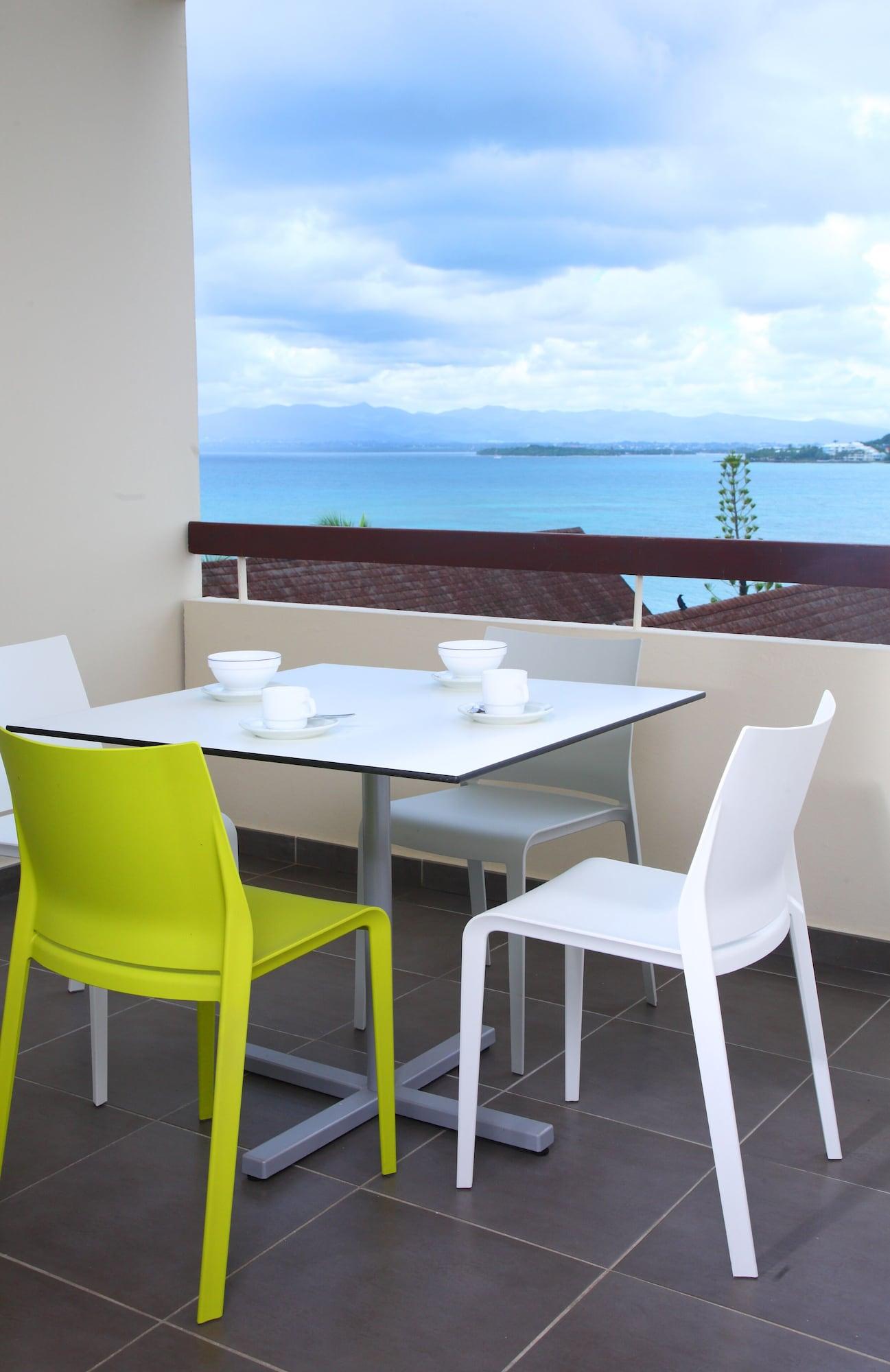 Mahogany Hotel Residence & Spa เลอโกซิเยร์ ภายนอก รูปภาพ