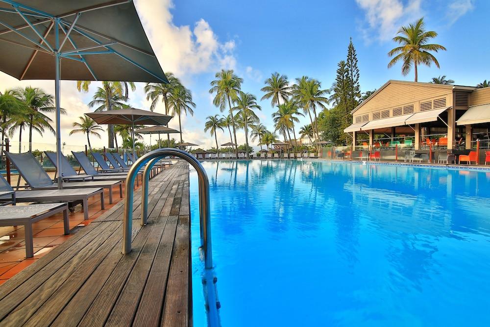 Mahogany Hotel Residence & Spa เลอโกซิเยร์ ภายนอก รูปภาพ