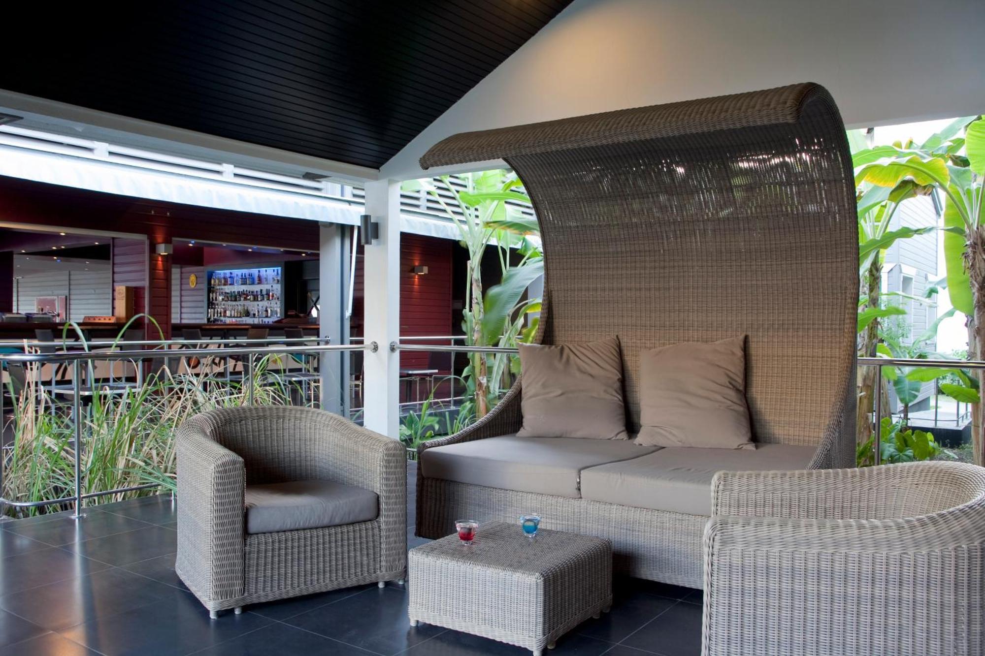 Mahogany Hotel Residence & Spa เลอโกซิเยร์ ภายนอก รูปภาพ